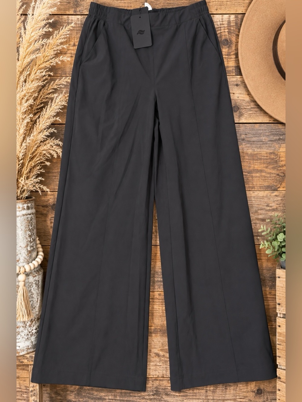 Fabletics Black Wide-Leg Pull-On Pants
